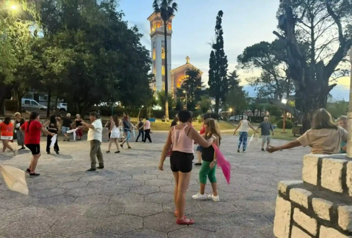 82e7799c-4fd9-45ee-a316-652c339384bd-ezgif.com-jpg-to-webp-converter